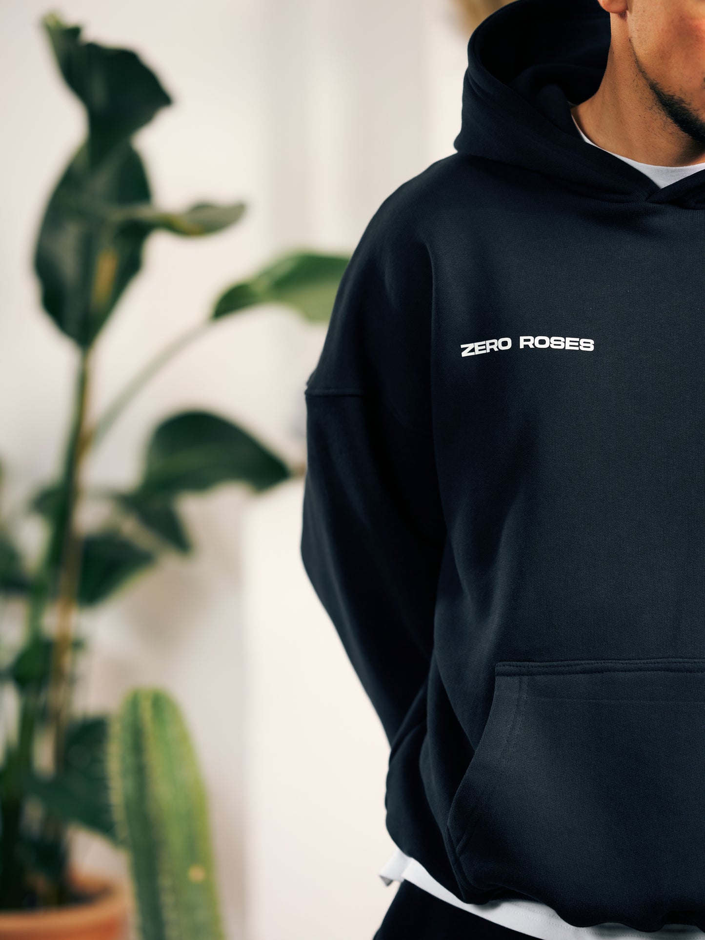 Roses Hoodie - Black