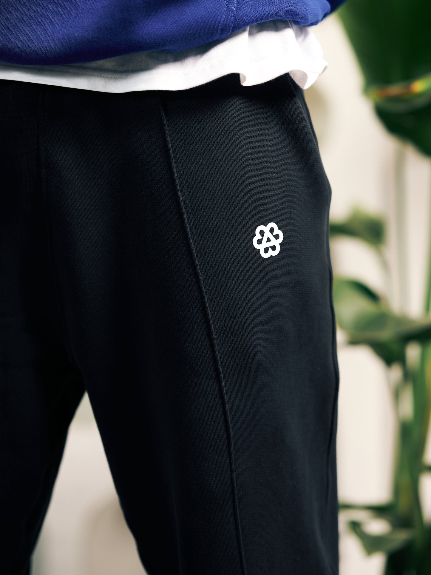 Roses Sweatpants - Black
