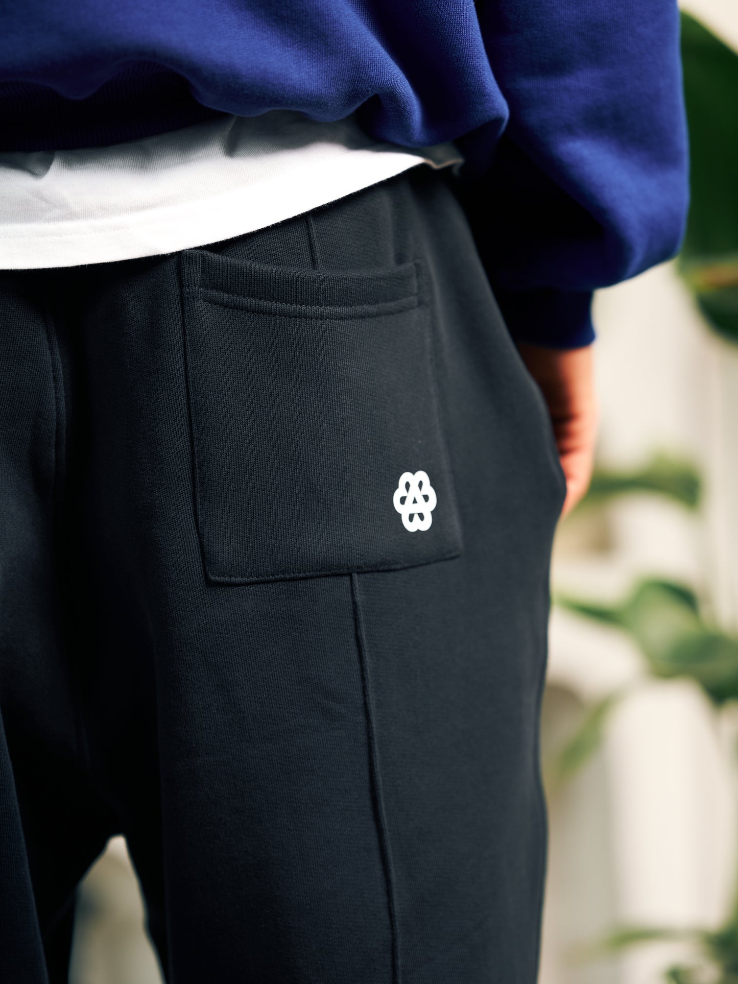 Roses Sweatpants - Black