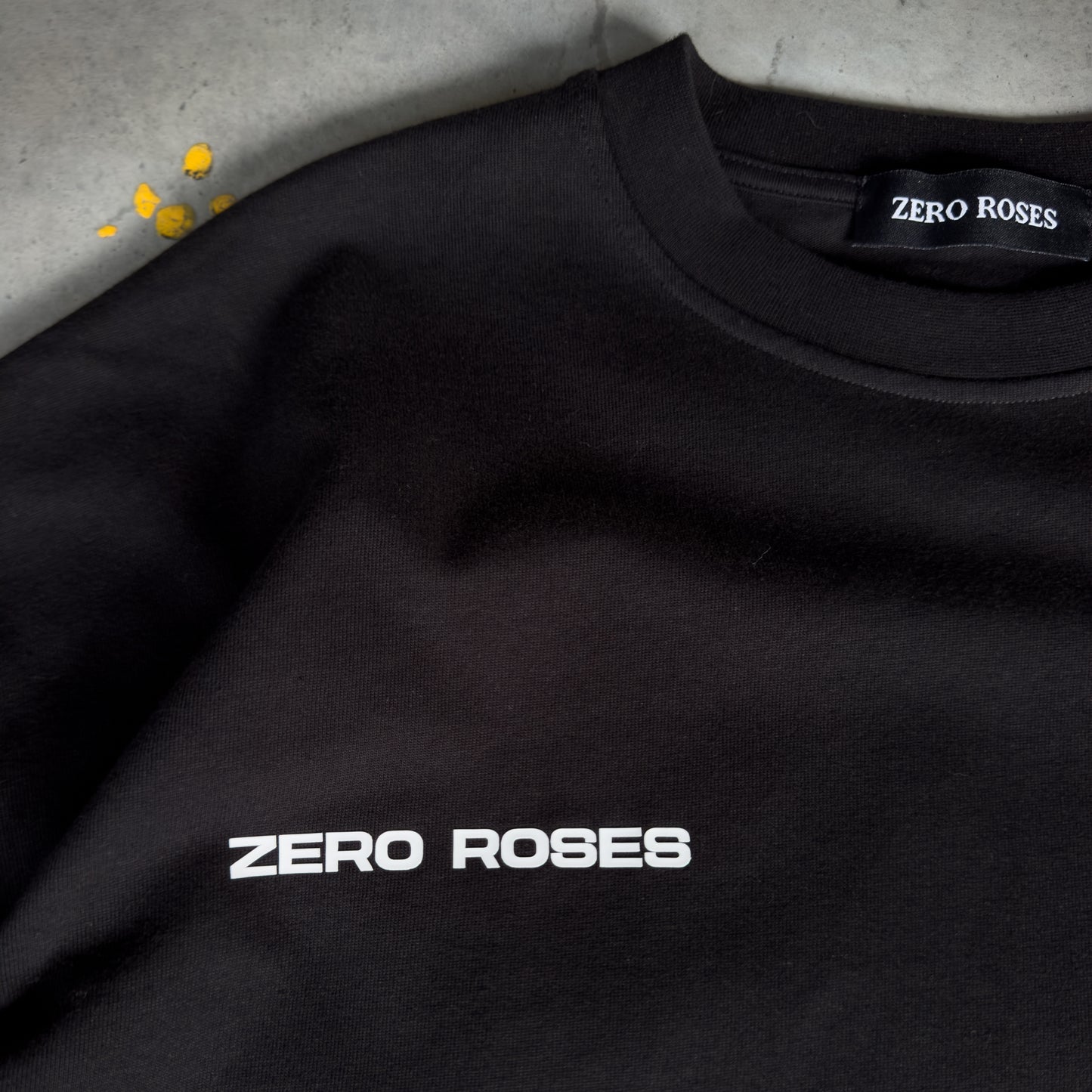 Roses T-Shirt - Black
