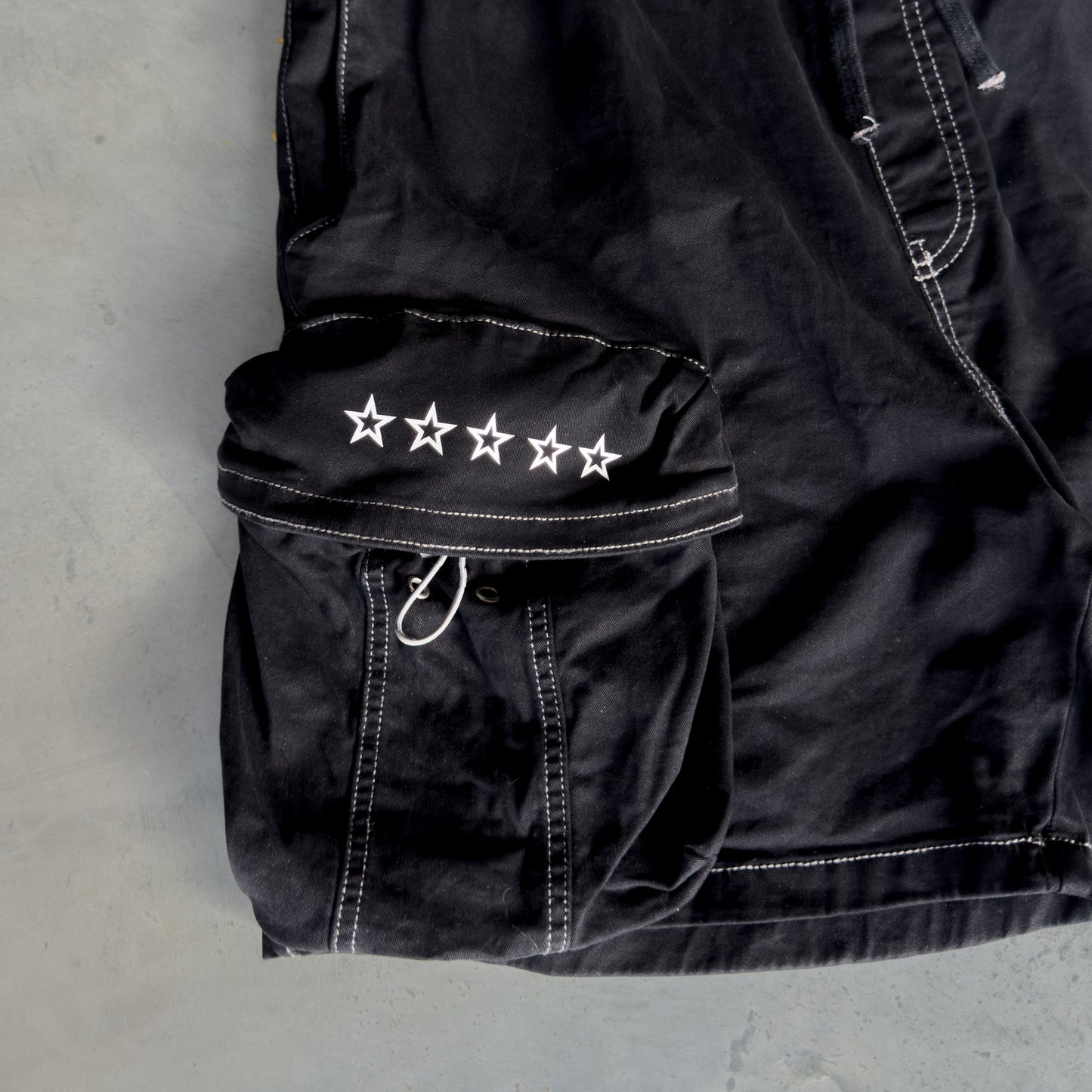 Jeans Cargo Bermuda - Black