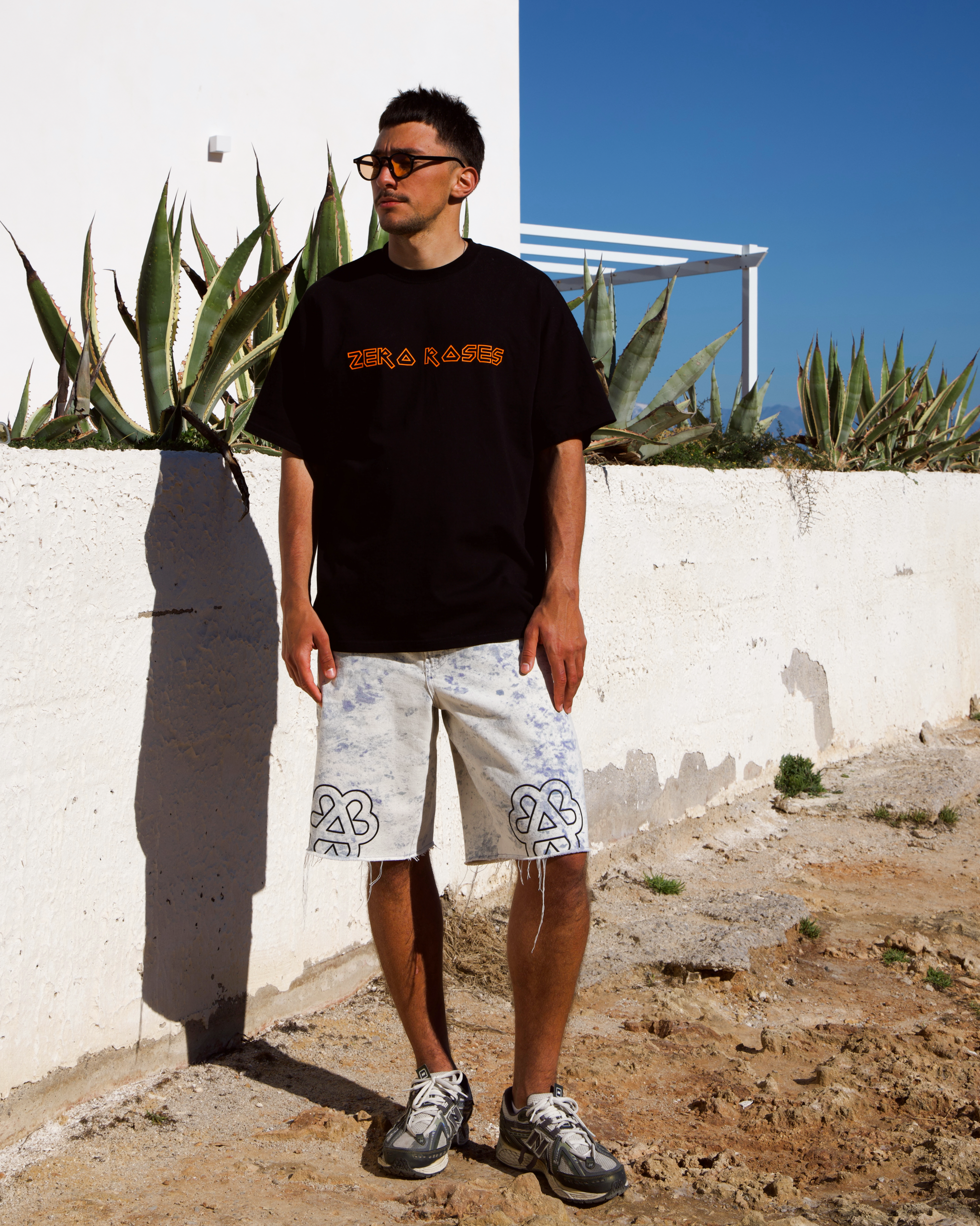 Emblem T-Shirt - Black