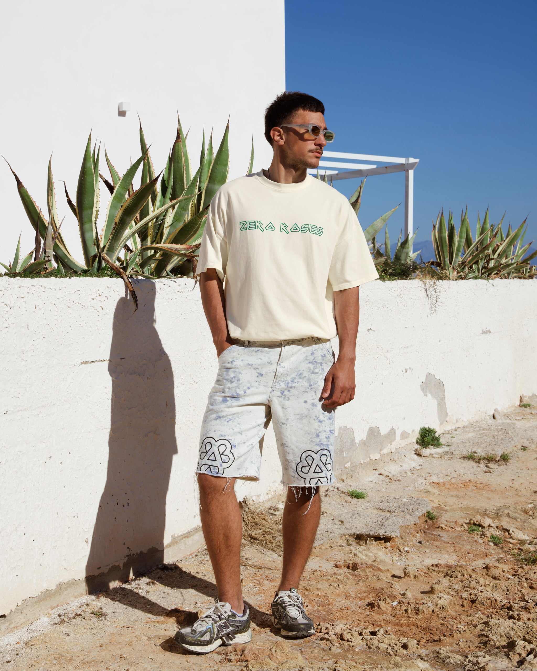 Emblem T-Shirt - Cream